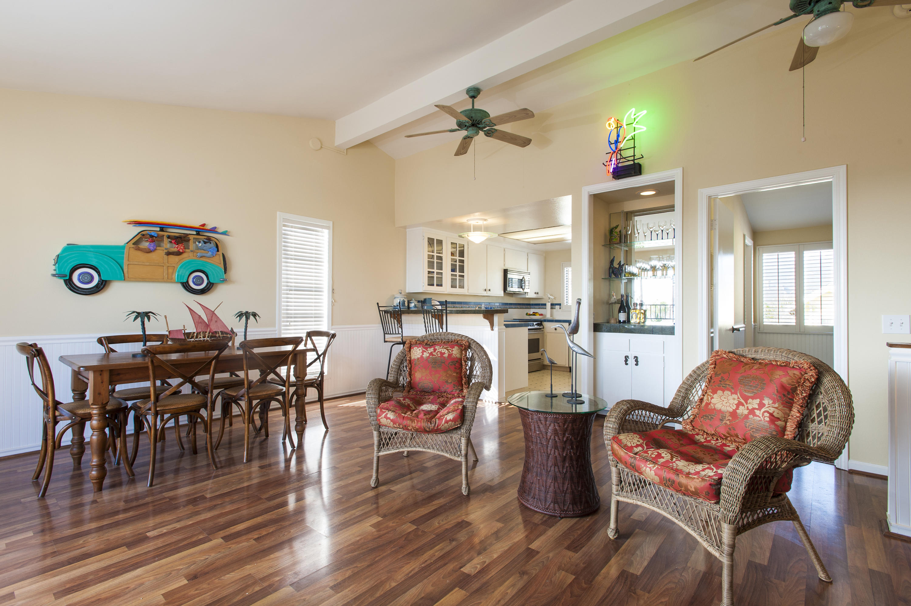 4846 Sandyland Road Carpinteria, CA 93013 - Photo 6 of 7 4846SandylandRd_living2_print
