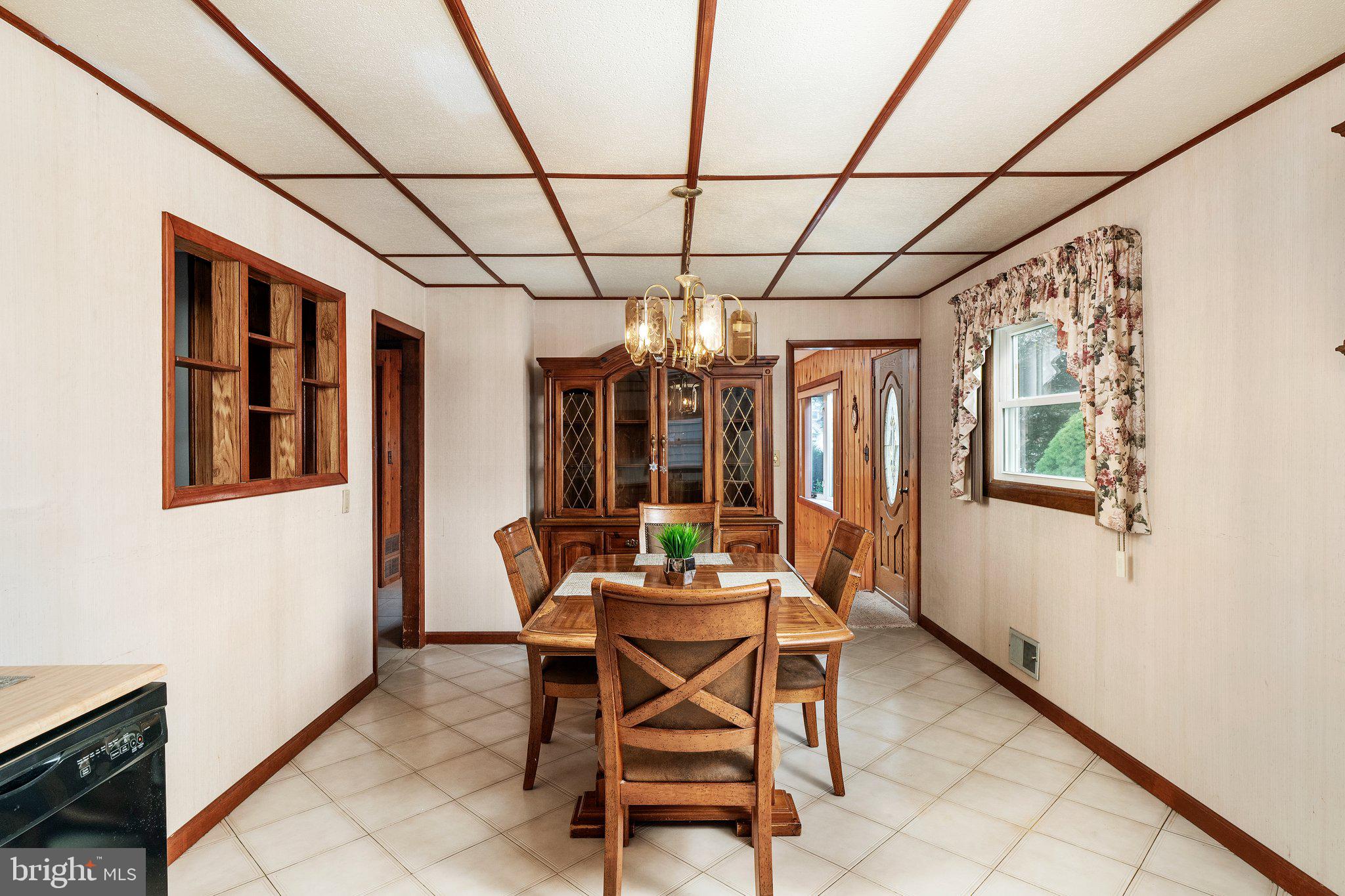 44 Falmouth Road Hamilton, NJ 08620 - Photo 7 of 27 a dining room with furniture and window