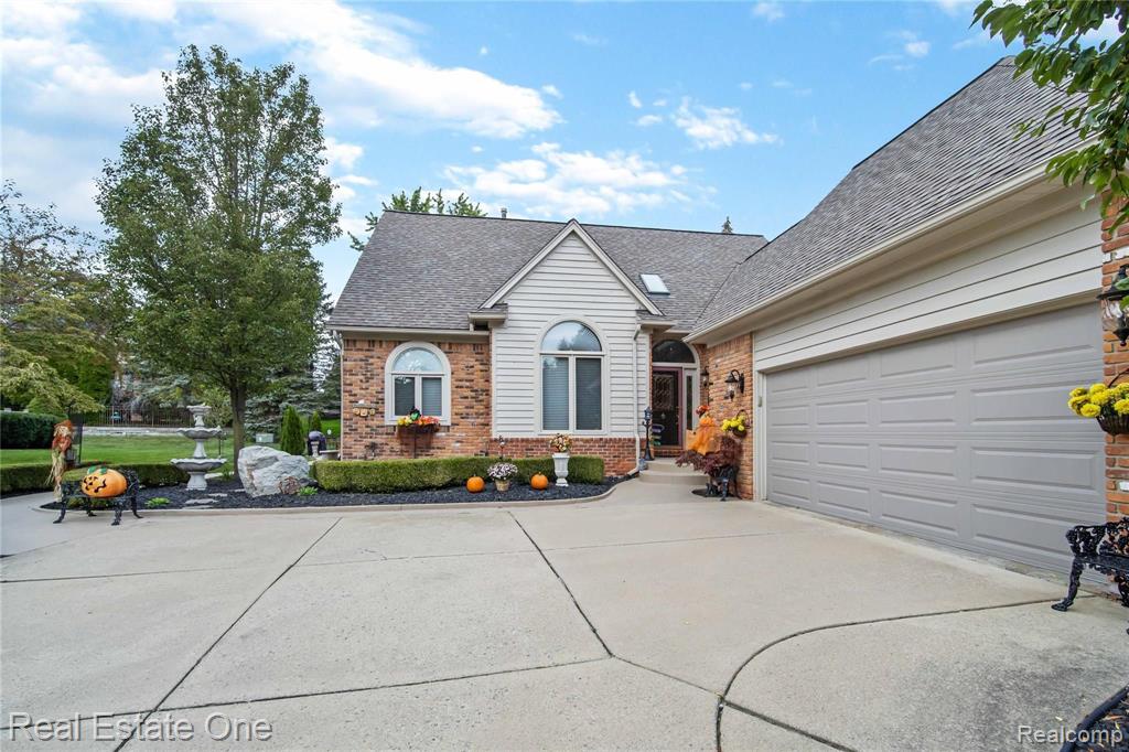 1093 Pointe Pl Boulevard Rochester, MI 48307 - Photo 42 of 46