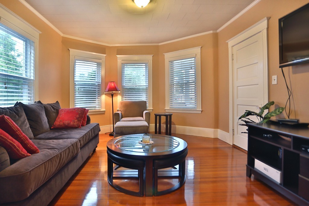 31 Lenox Road, Unit 1 Peabody, MA 01960 - Photo 10 of 19 Gallery Image 10