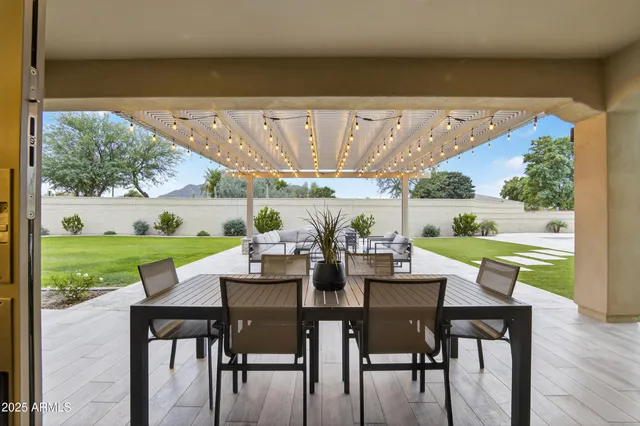 $1,350,000 | 3157 East La Costa Court, Gilbert, AZ 85298