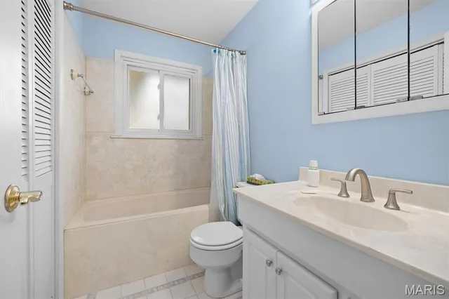 $189,900 | 2 Mercury Drive, Swansea, IL 62226