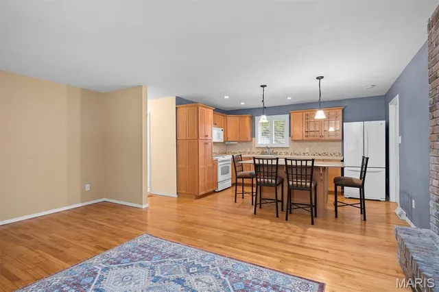 $189,900 | 2 Mercury Drive, Swansea, IL 62226