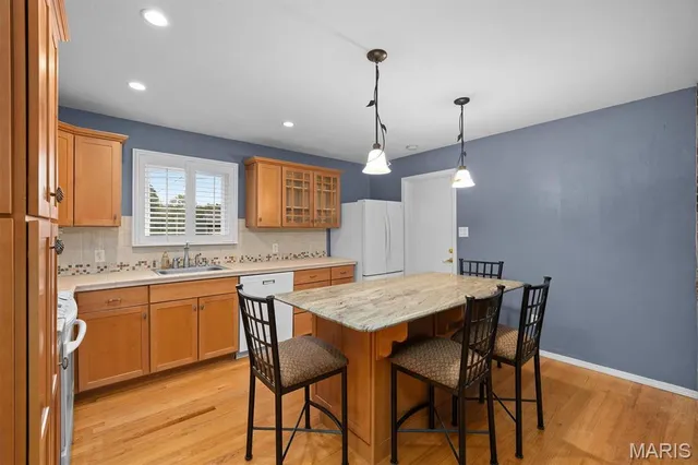 $189,900 | 2 Mercury Drive, Swansea, IL 62226