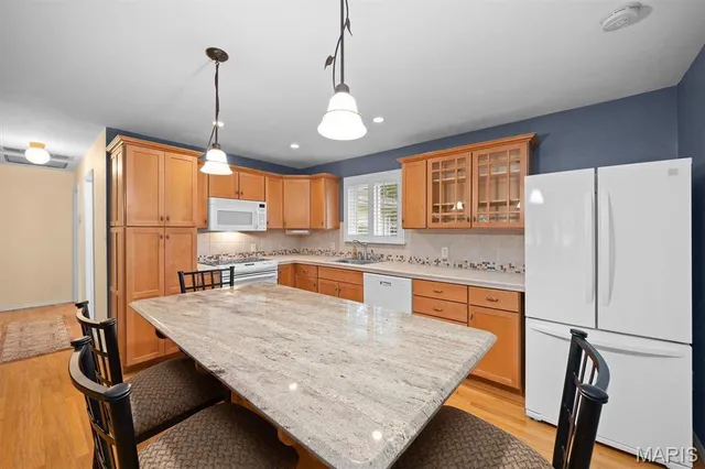 $189,900 | 2 Mercury Drive, Swansea, IL 62226