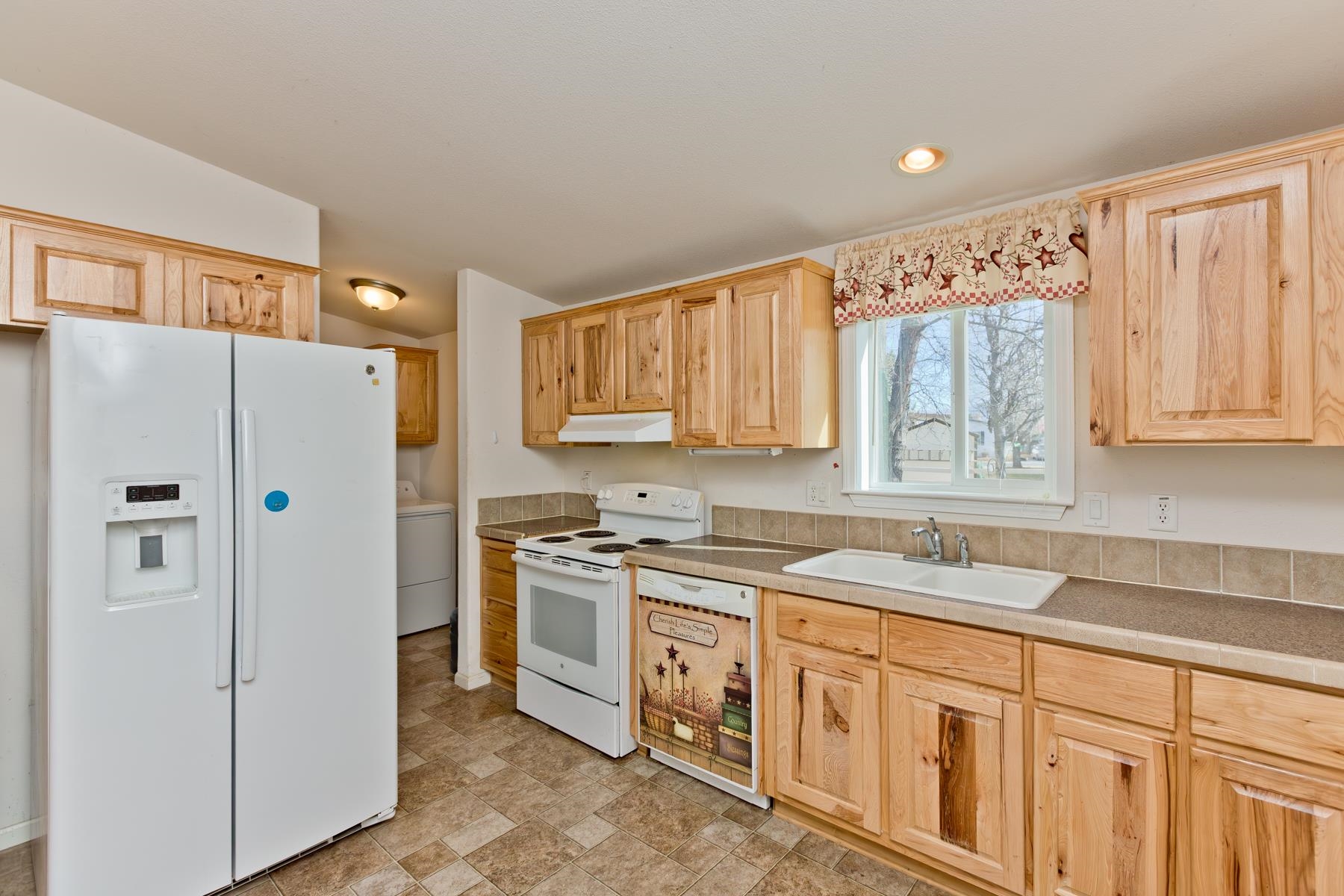 435 32 Road, Unit 402 Clifton, CO 81520 - Photo 11 of 38