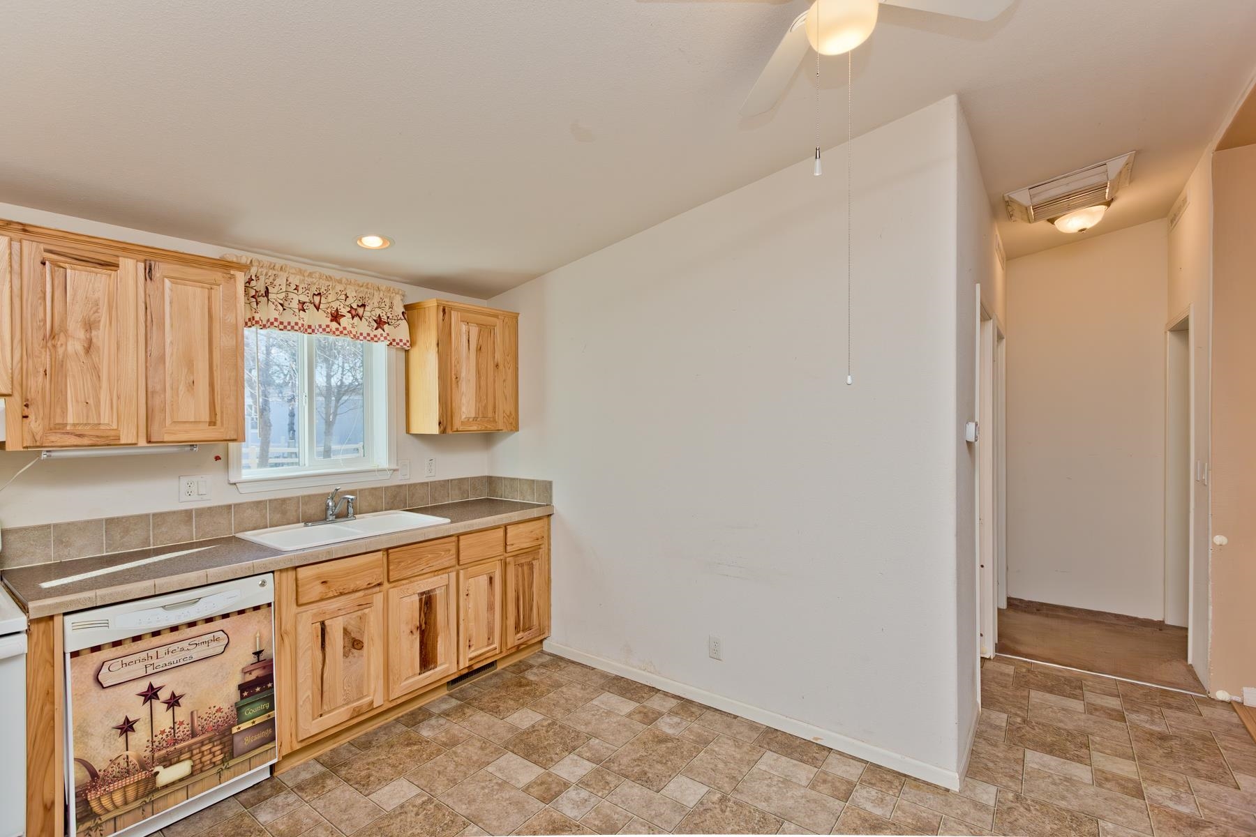 435 32 Road, Unit 402 Clifton, CO 81520 - Photo 13 of 38