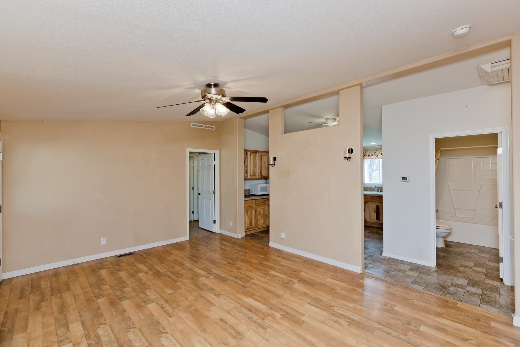 435 32 Road, Unit 402 Clifton, CO 81520 - Photo 10 of 38