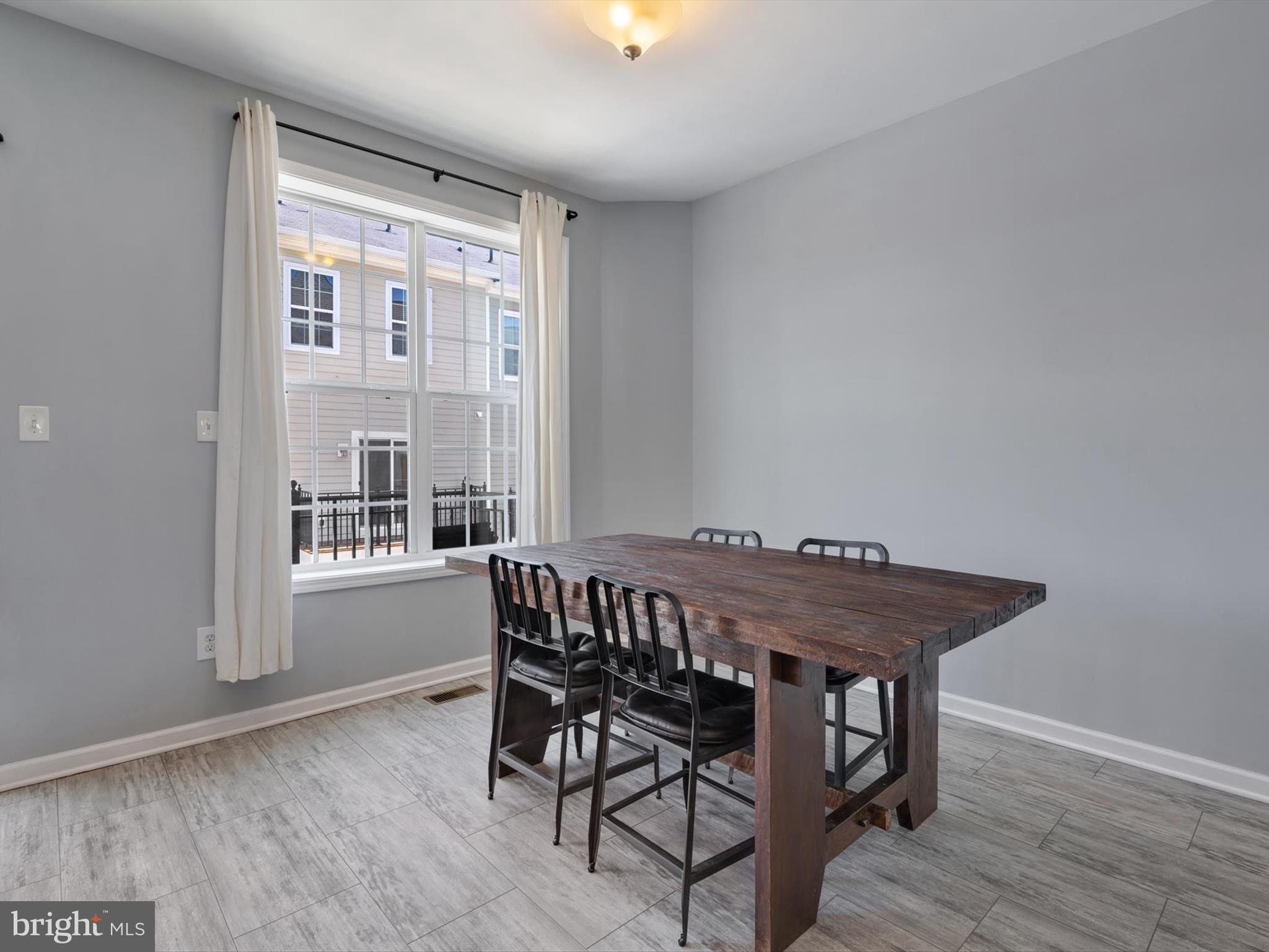 4542 Old Frederick Road Baltimore, MD 21229 - Photo 10 of 33 Gallery Image 10