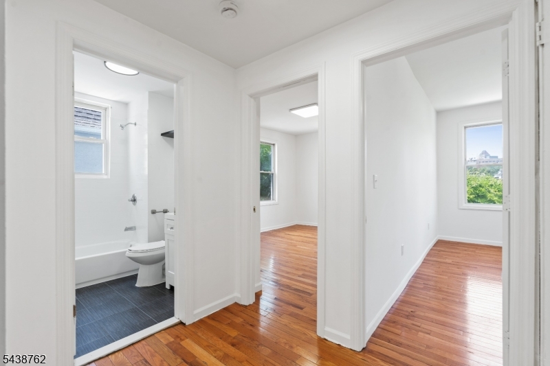 1043 Hunterdon Street, Unit 2 Newark, NJ 07112 - Photo 17 of 21