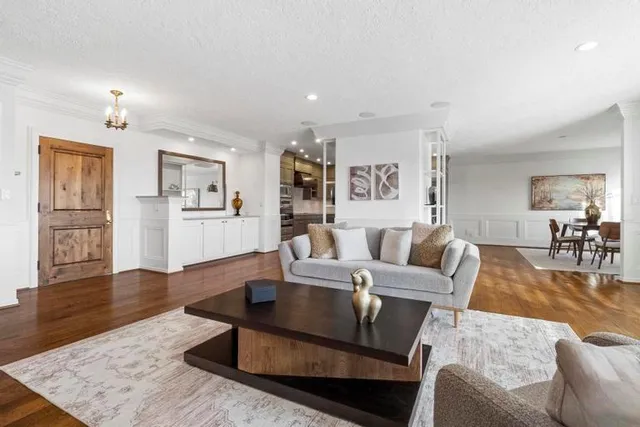 $849,000 | 121 West 48th Street, Unit 2005, Kansas City, MO 64112