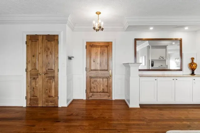 $849,000 | 121 West 48th Street, Unit 2005, Kansas City, MO 64112