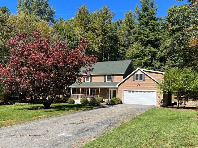 $699,900 | 22 Old Coach Road, Hudson, NH 03051