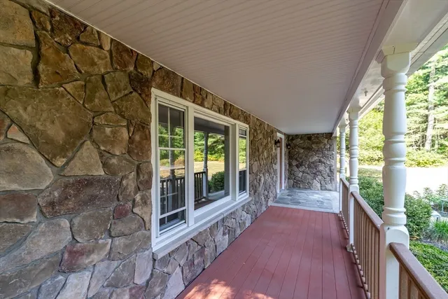 $699,900 | 22 Old Coach Road, Hudson, NH 03051