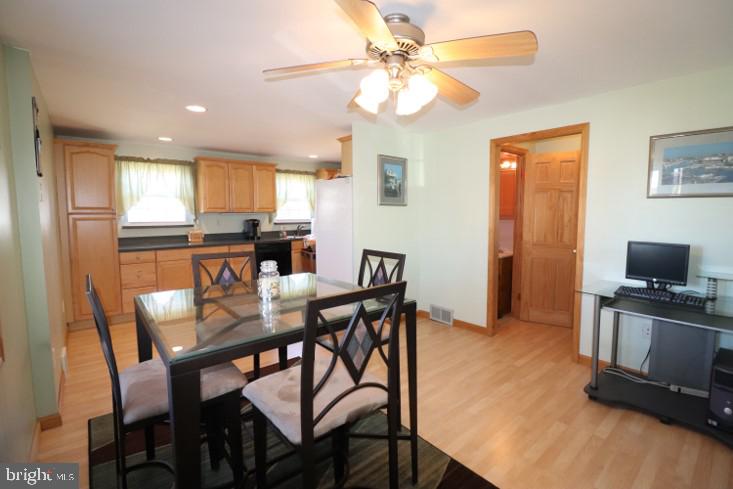 168 Ridgefield Road Philadelphia, PA 19154 - Photo 14 of 44