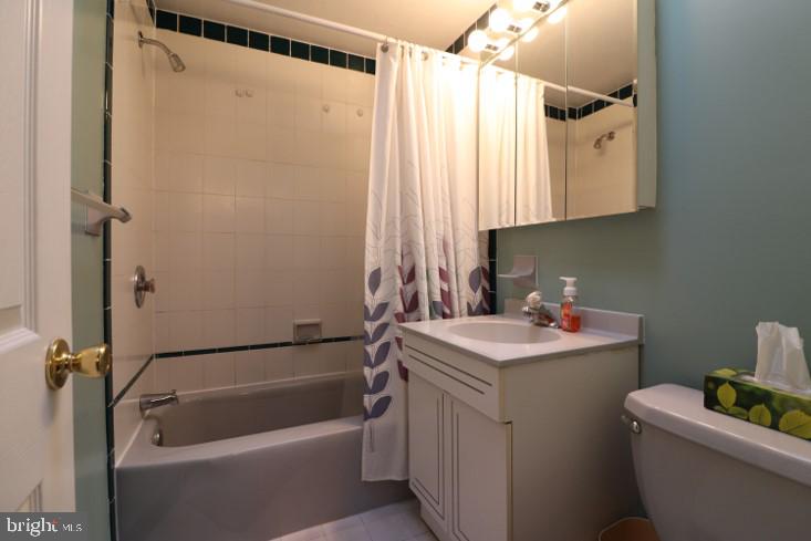 168 Ridgefield Road Philadelphia, PA 19154 - Photo 36 of 44
