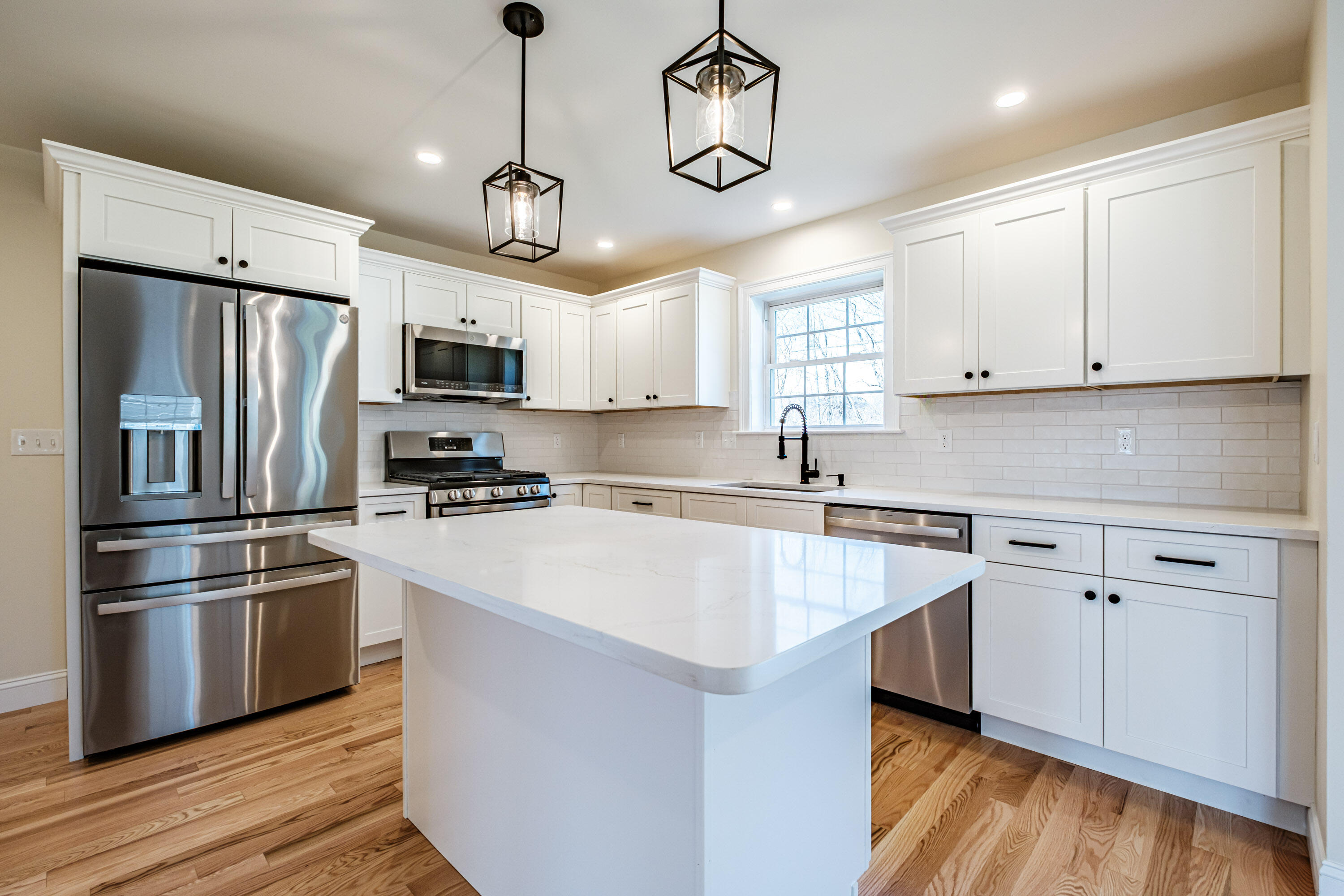 210 Barnstable Road South Portland, ME 04106 - Photo 11 of 54 20260428gp-63018