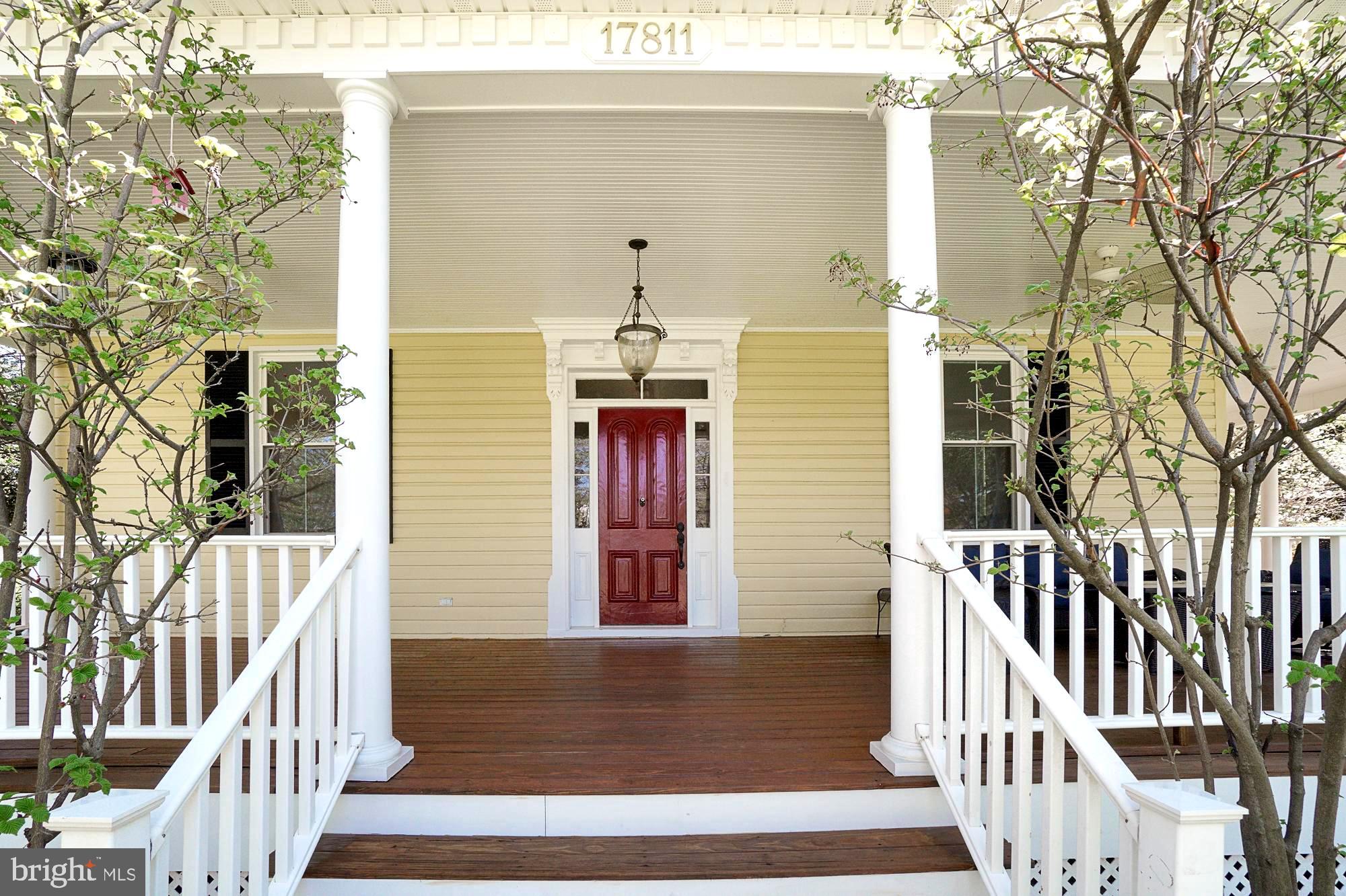 17811 Elgin Road Poolesville, MD 20837 - Photo 18 of 91 Stately front door and entrance