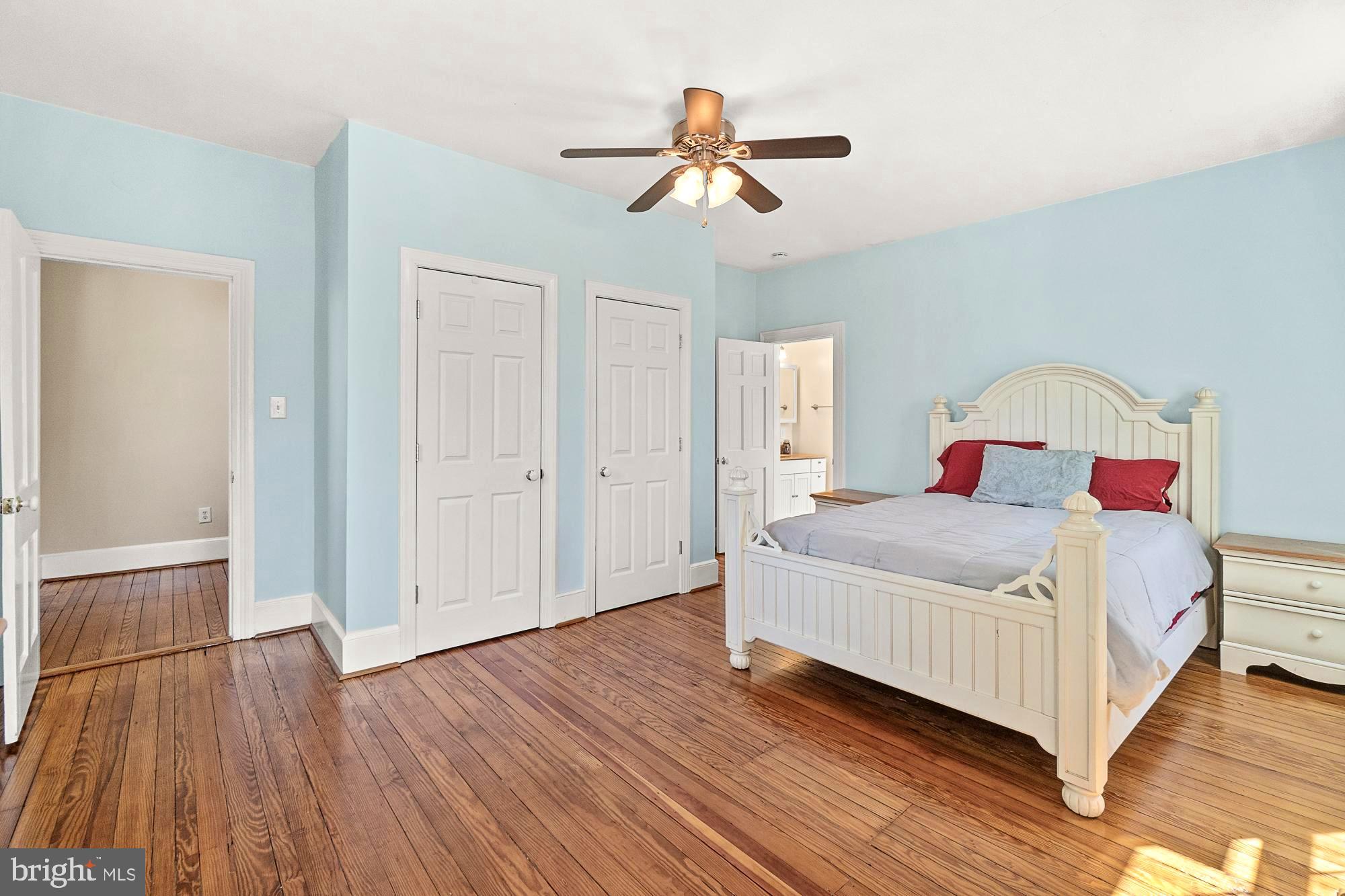 17811 Elgin Road Poolesville, MD 20837 - Photo 55 of 91 Primary suite---tall ceilings and extra big!
