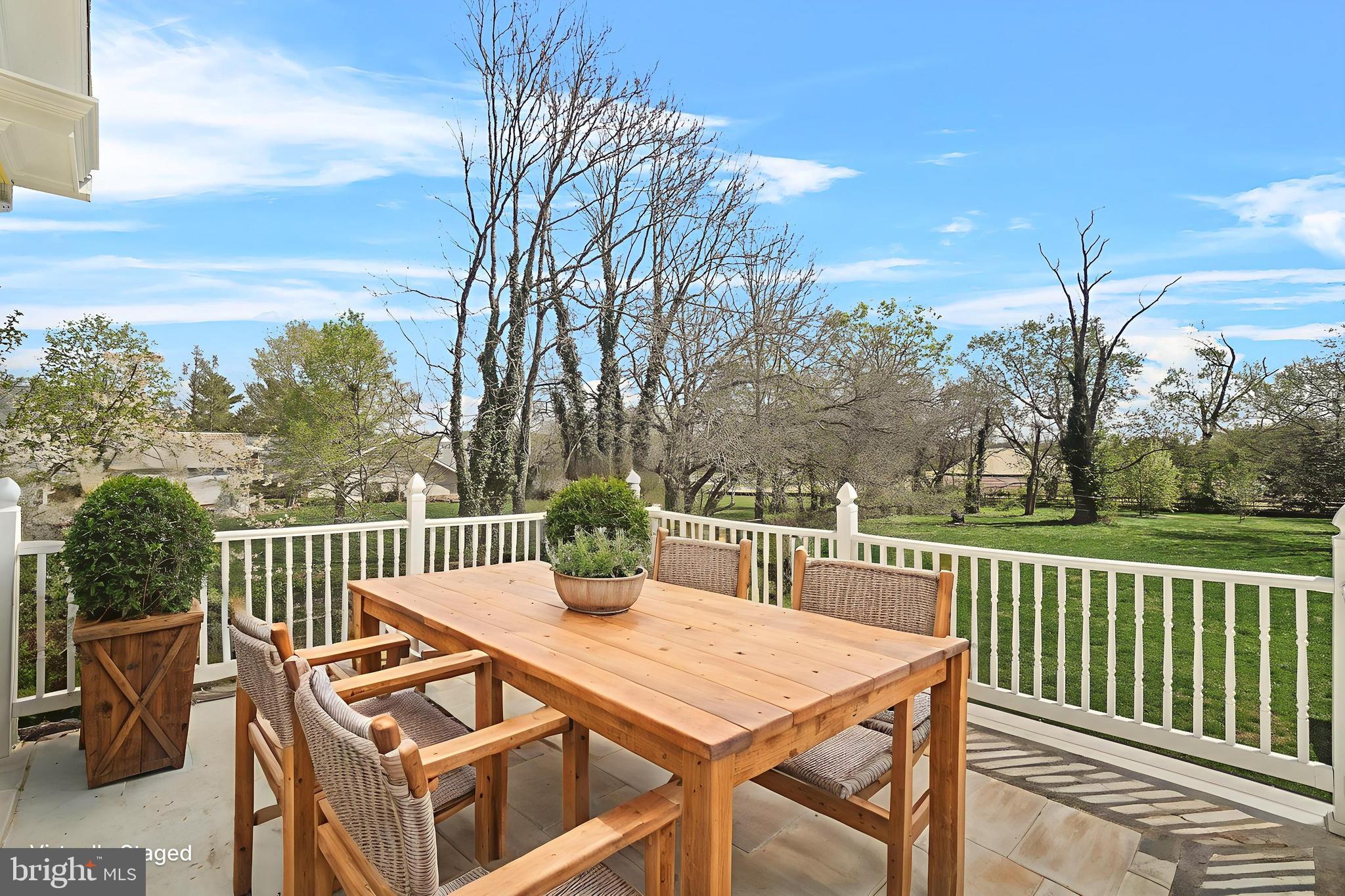 17811 Elgin Road Poolesville, MD 20837 - Photo 65 of 91 Outdoor loggia/balcony with views!