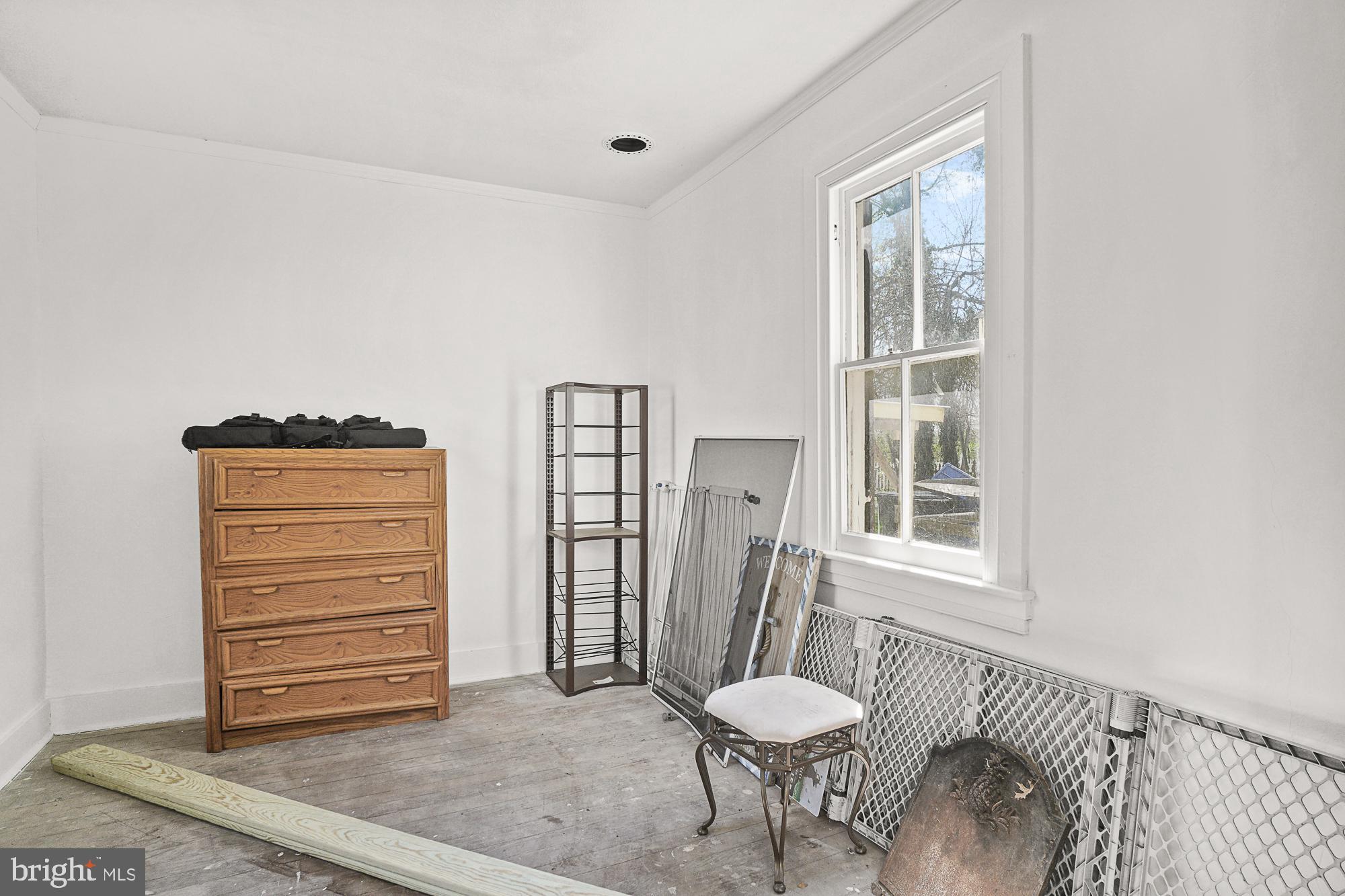 17811 Elgin Road Poolesville, MD 20837 - Photo 69 of 91 This one could easily be a craft room or office!