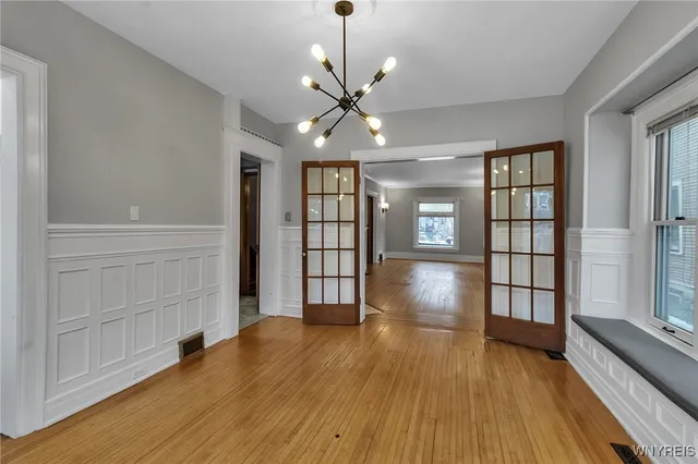 $499,000 | 107 Crescent Avenue, Buffalo, NY 14214