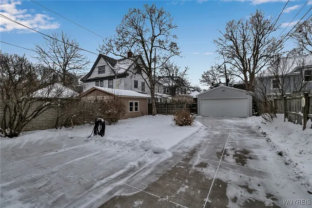 $499,000 | 107 Crescent Avenue, Buffalo, NY 14214