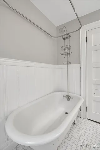 $499,000 | 107 Crescent Avenue, Buffalo, NY 14214