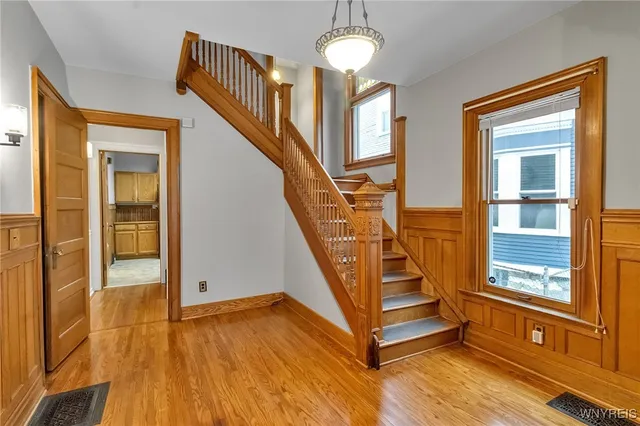 $499,000 | 107 Crescent Avenue, Buffalo, NY 14214