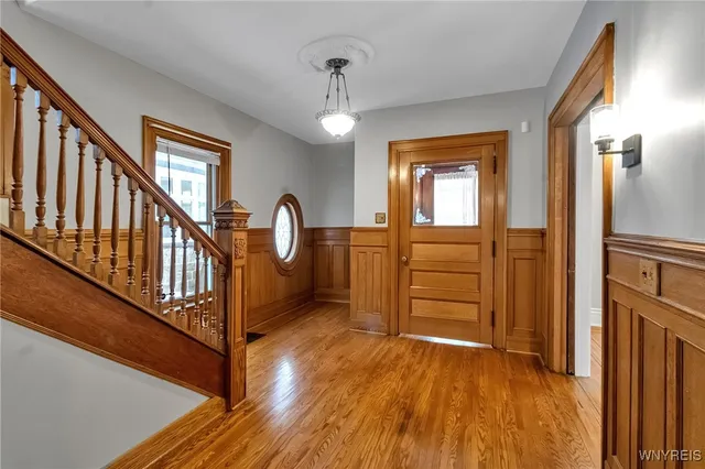 $499,000 | 107 Crescent Avenue, Buffalo, NY 14214