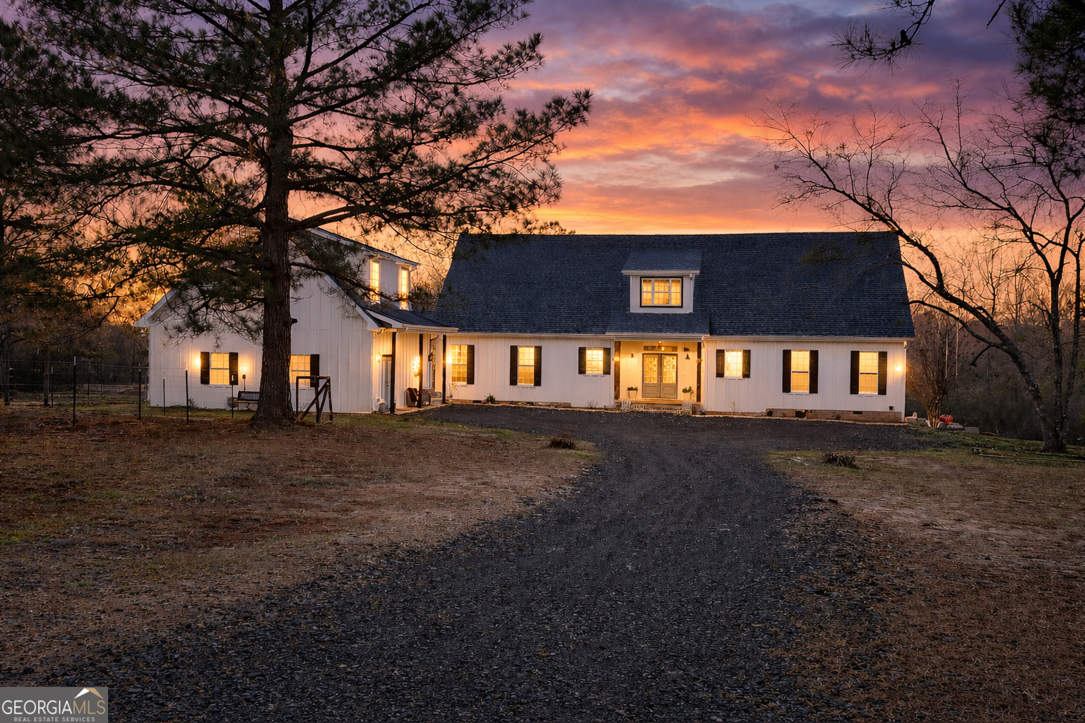 a view of a house with a big yard