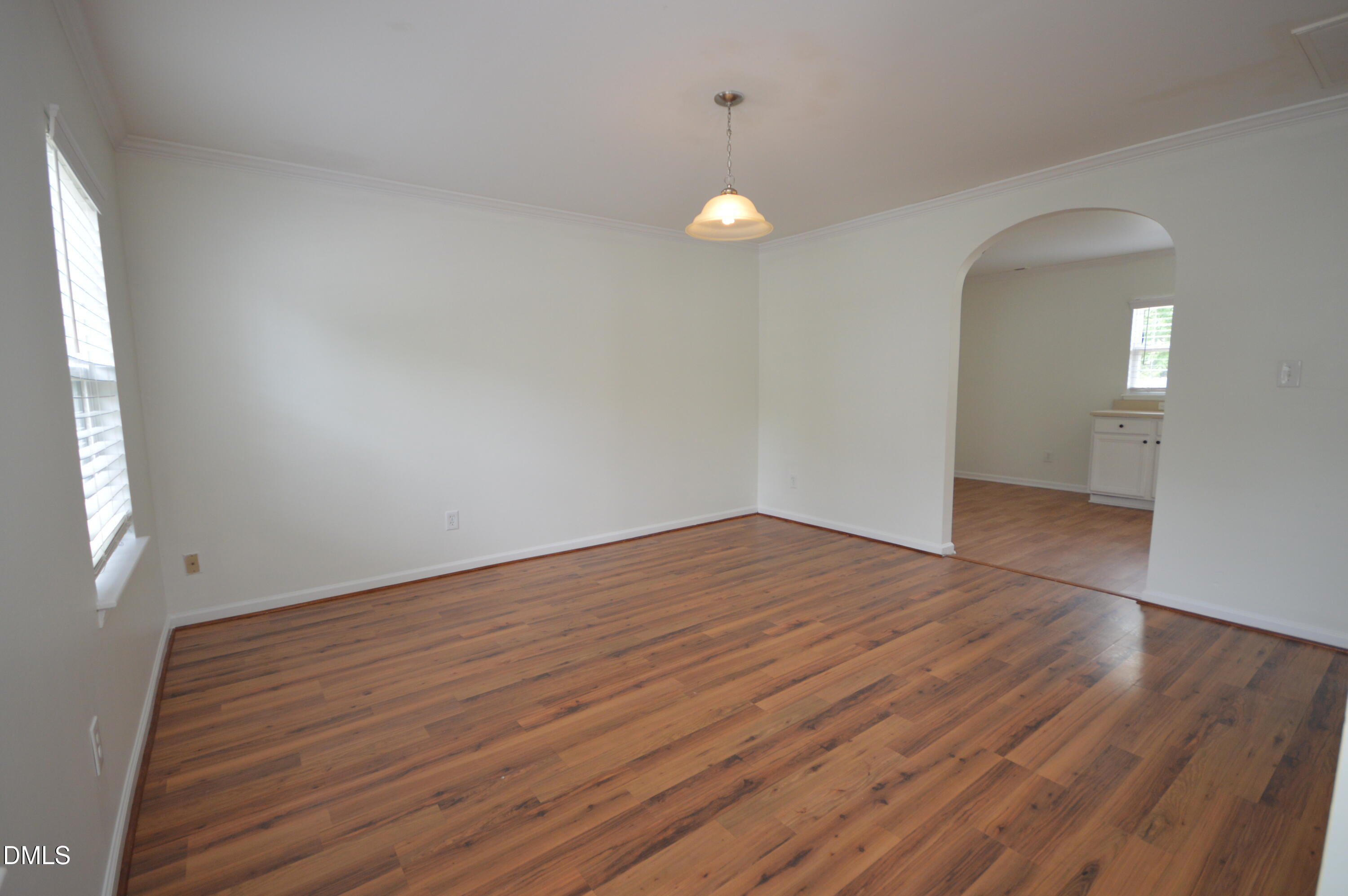 404 Hanson Road Durham, NC 27713 - Photo 7 of 34 DSC_0014