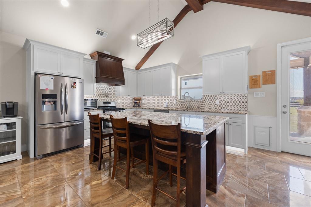 6012 Berry Ridge Lane Joshua, TX 76058 - Photo 11 of 34