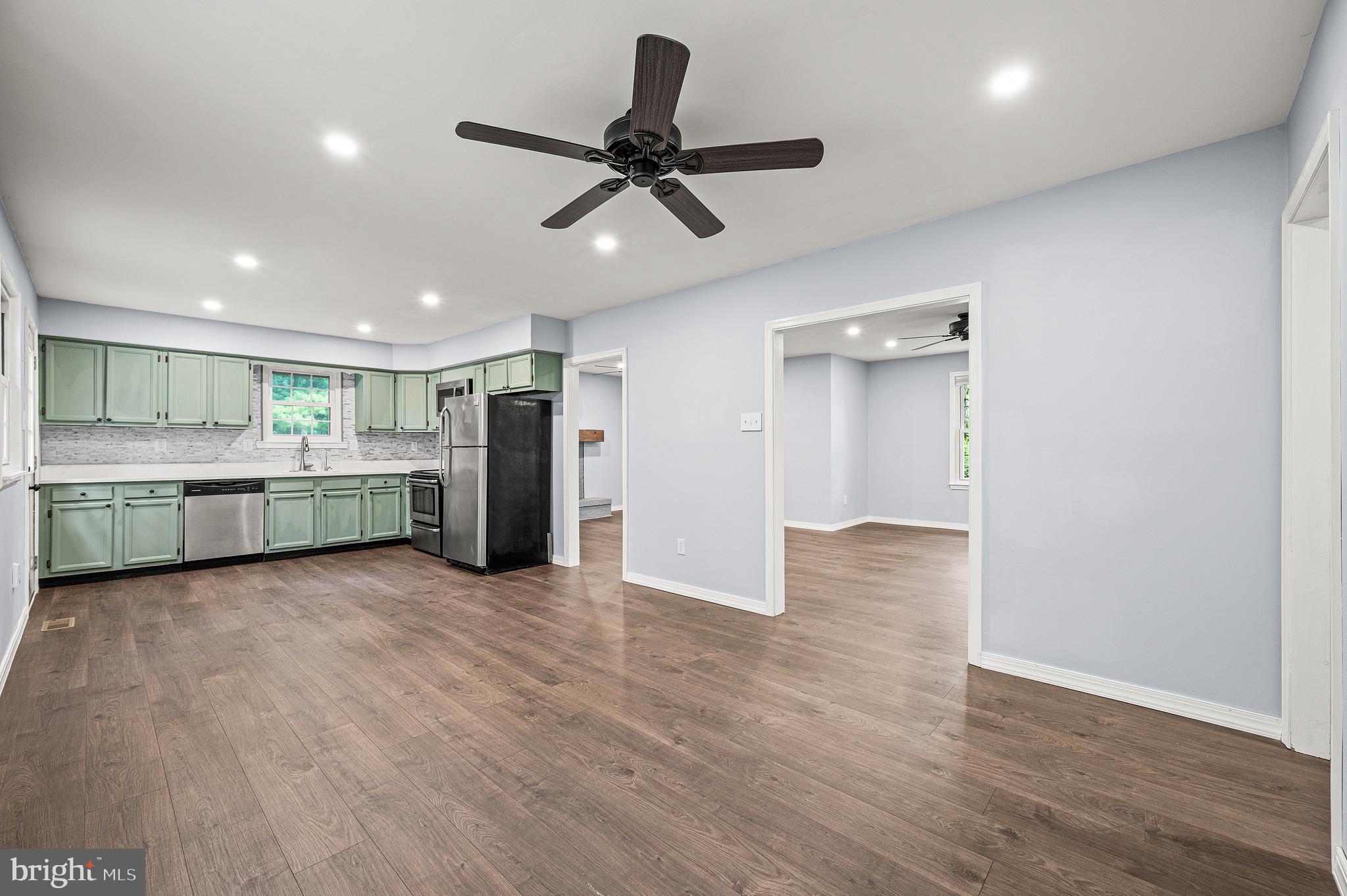 1199 Glenside Road Downingtown, PA 19335 - Photo 15 of 47 Dining area
