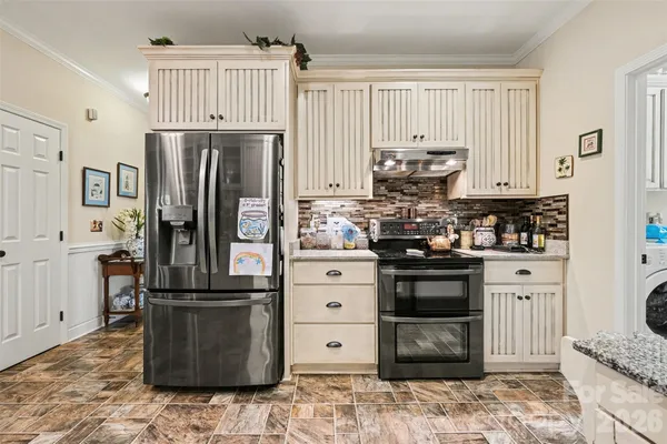 $576,000 | 5123 Beckenham Lane, Concord, NC 28025