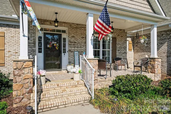 $576,000 | 5123 Beckenham Lane, Concord, NC 28025