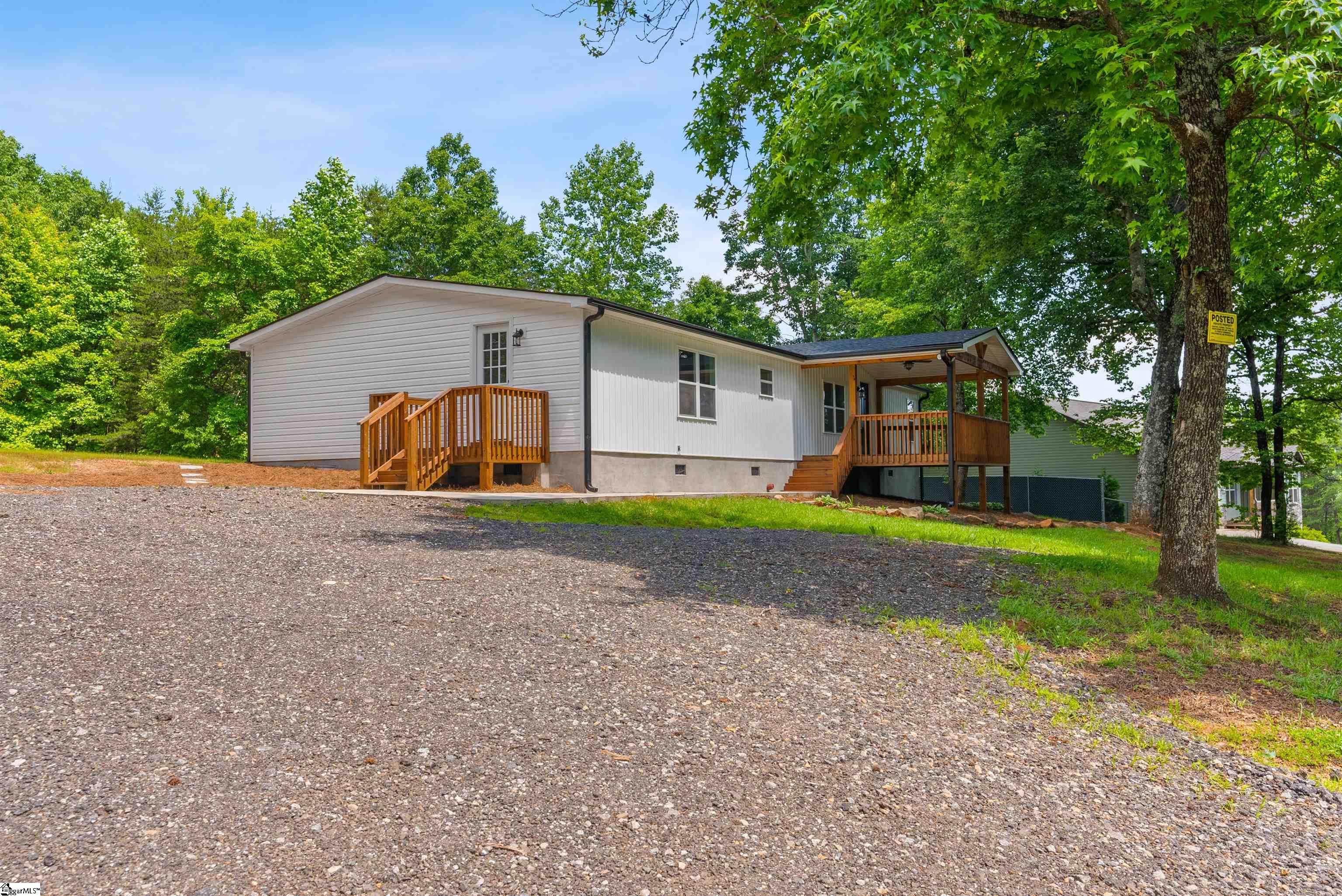 14 Bramlett Road Taylors, SC 29687 - Photo 1 of 29