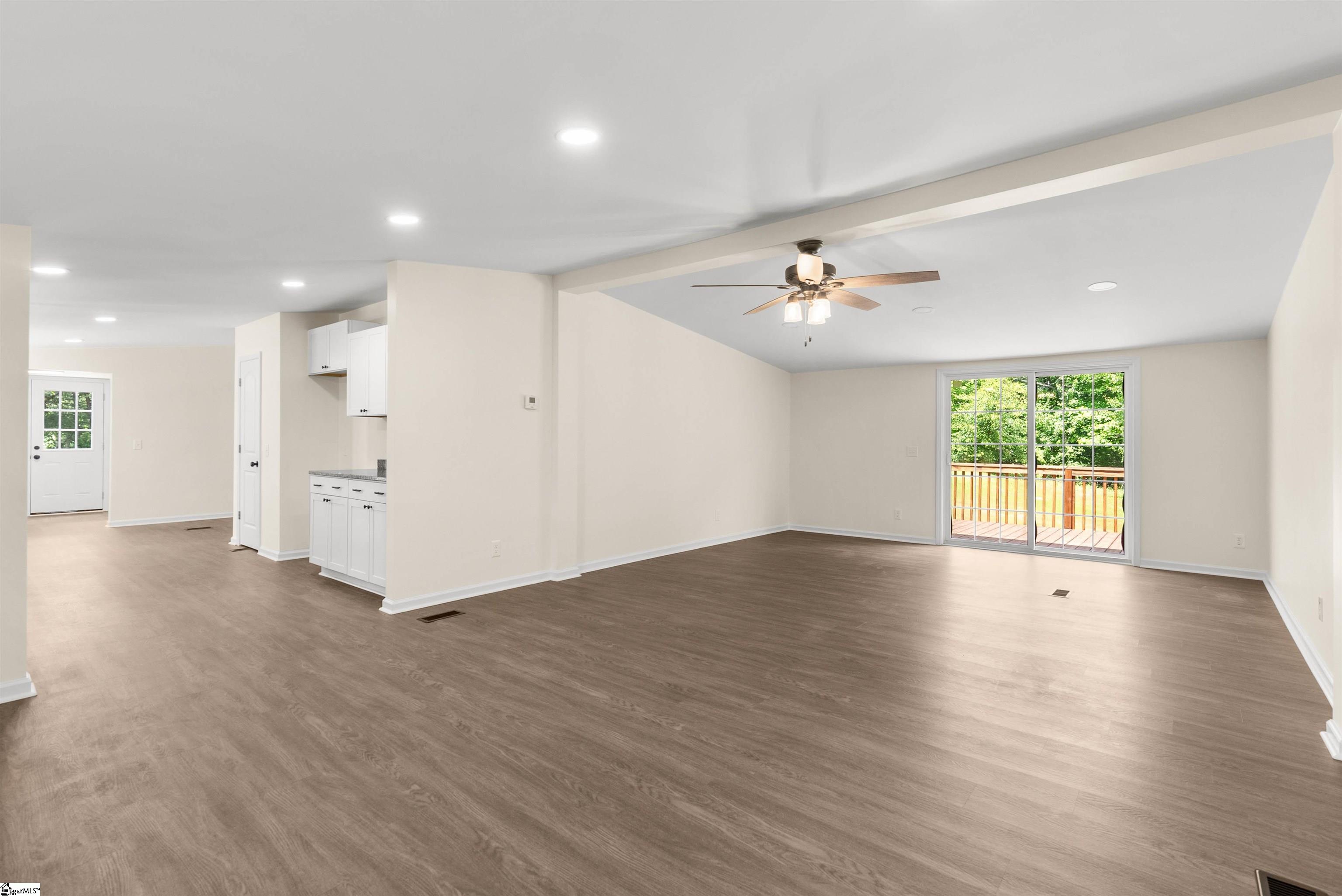 14 Bramlett Road Taylors, SC 29687 - Photo 7 of 29