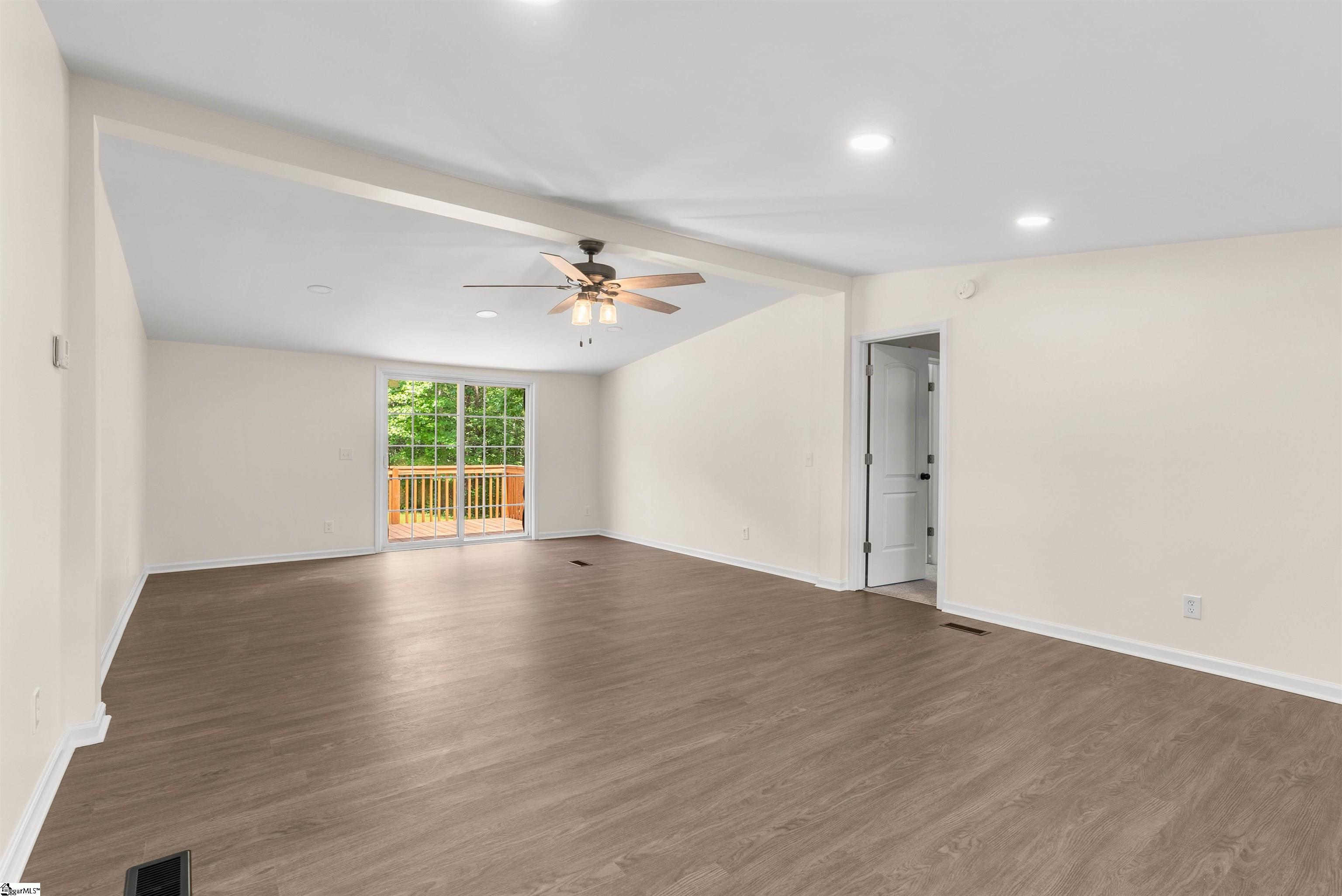 14 Bramlett Road Taylors, SC 29687 - Photo 8 of 29