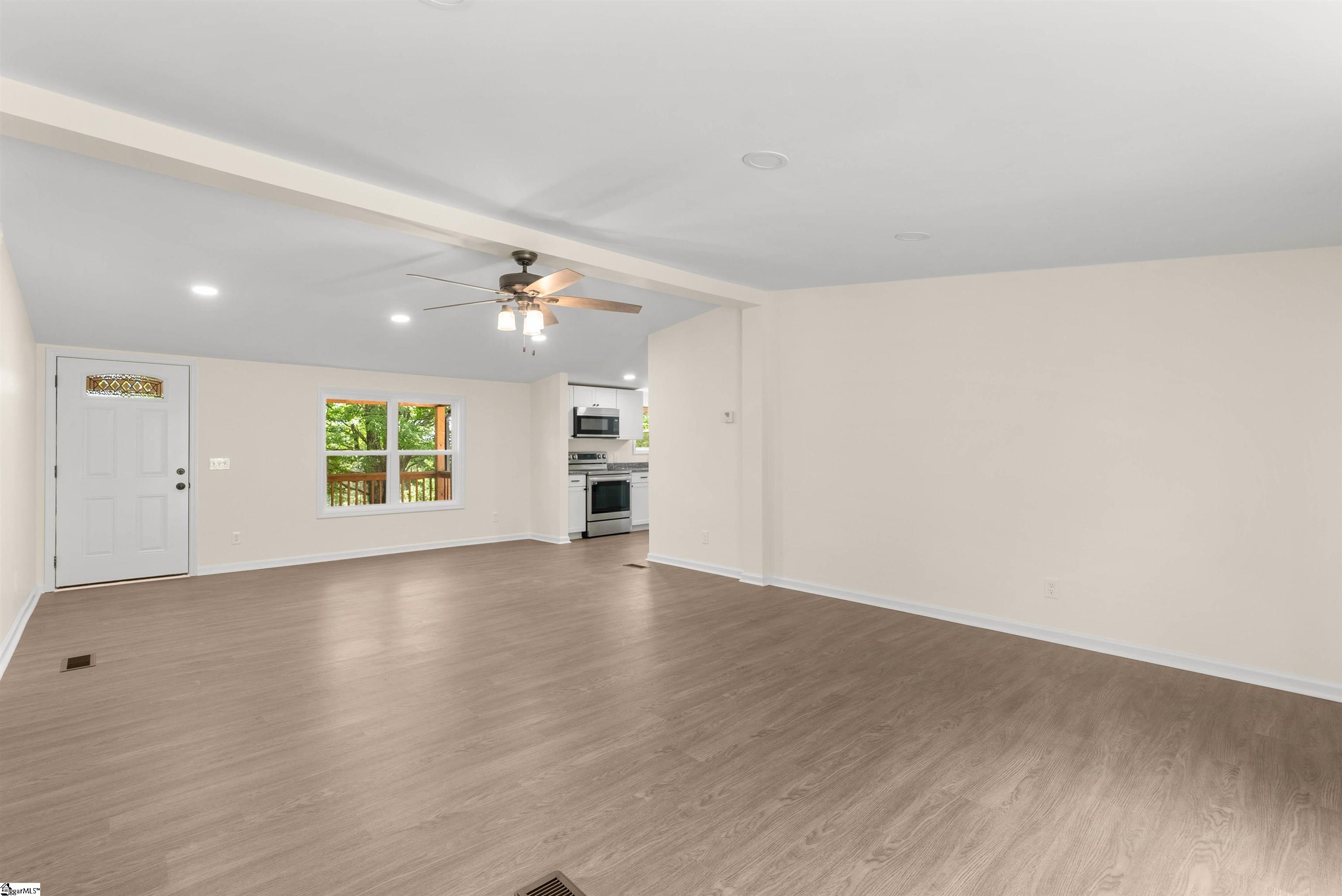 14 Bramlett Road Taylors, SC 29687 - Photo 9 of 29