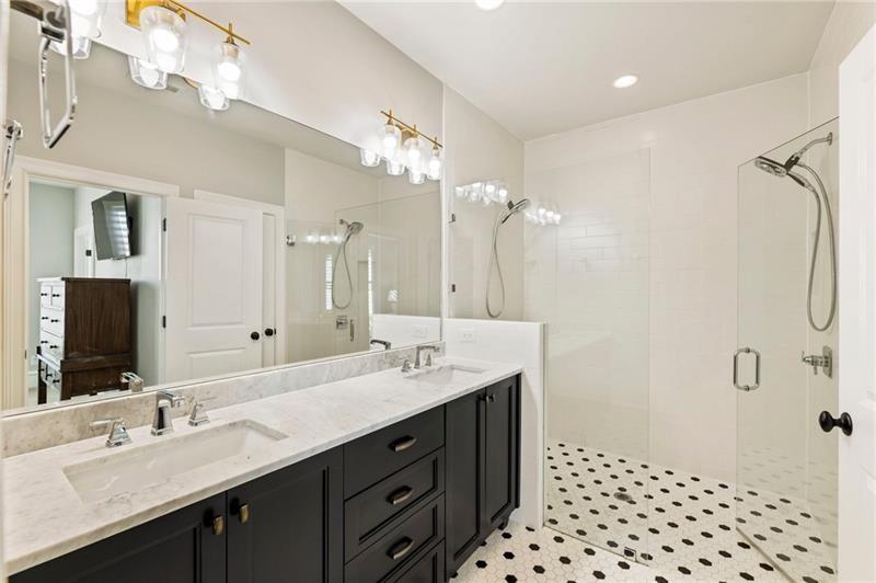 357 South Esplanade Alpharetta, GA 30009 - Photo 21 of 60