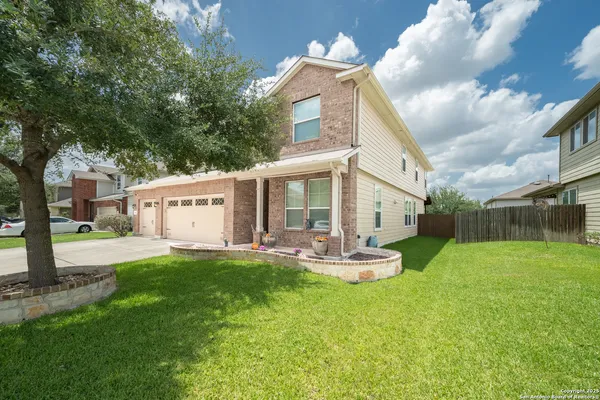 $399,900 | 2941 Mineral Springs, Schertz, TX 78108