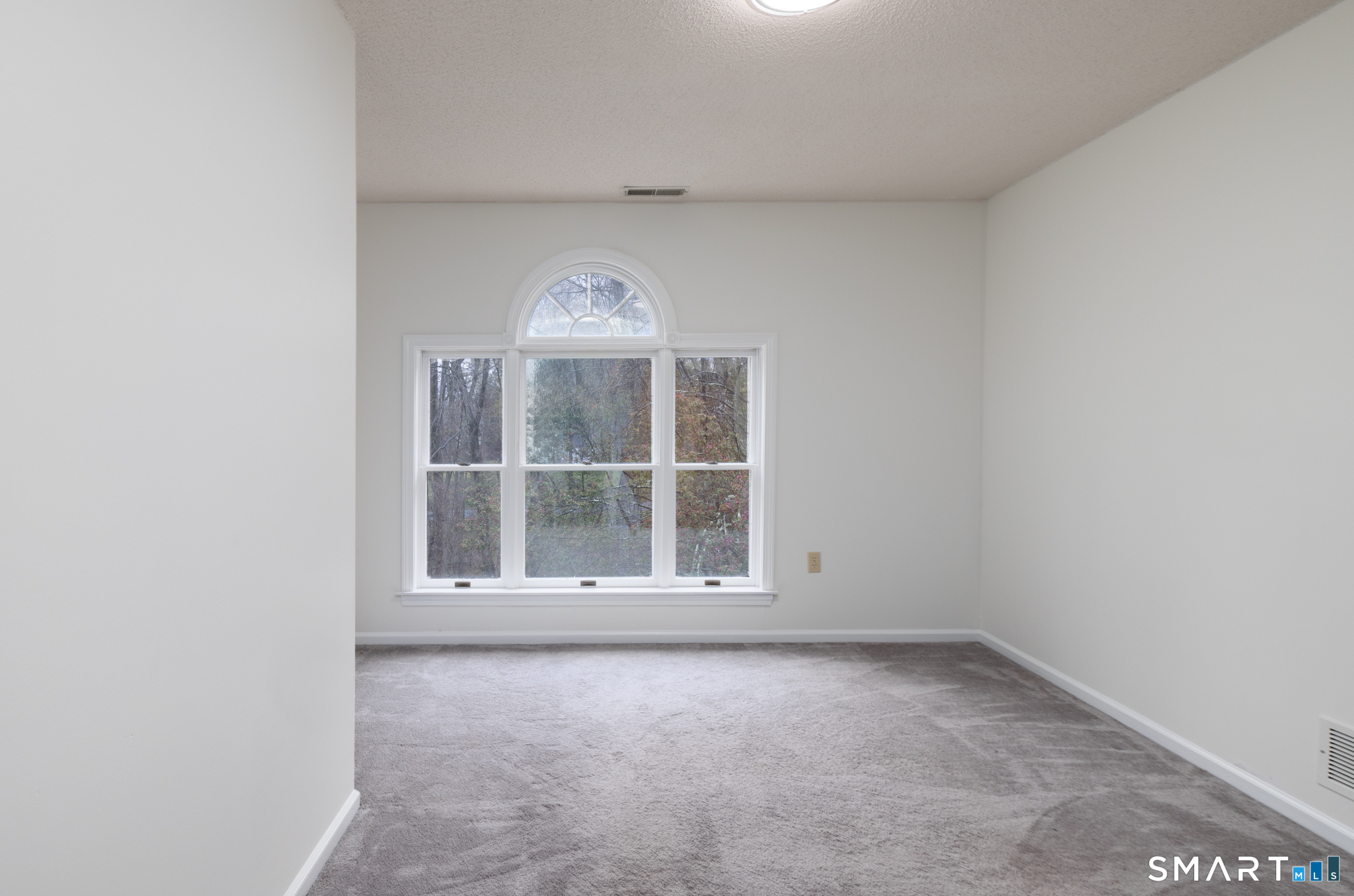 90 Fenn Road Middlebury, CT 06762 - Photo 19 of 34