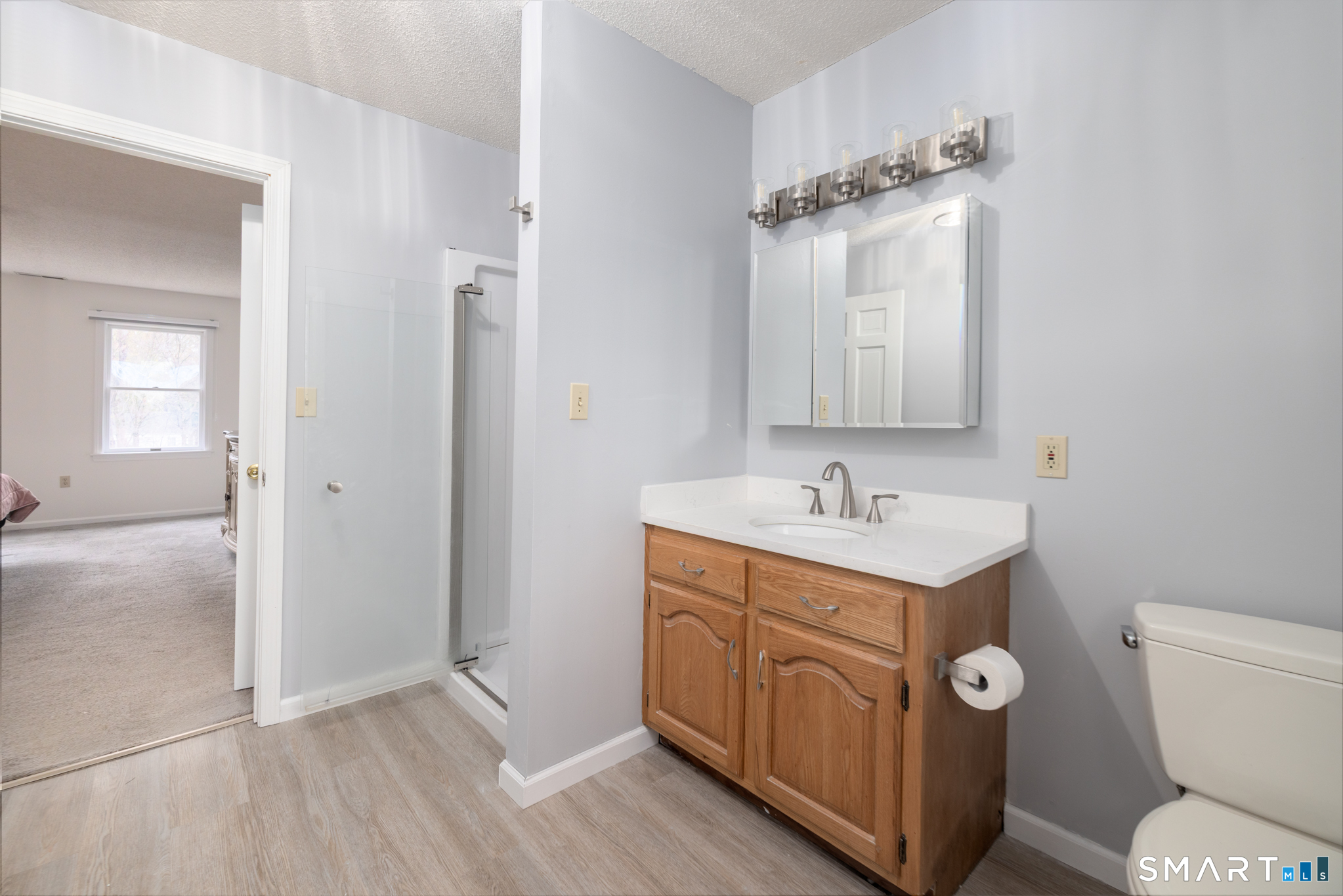 90 Fenn Road Middlebury, CT 06762 - Photo 20 of 34 Primary bathroom with walk in closet