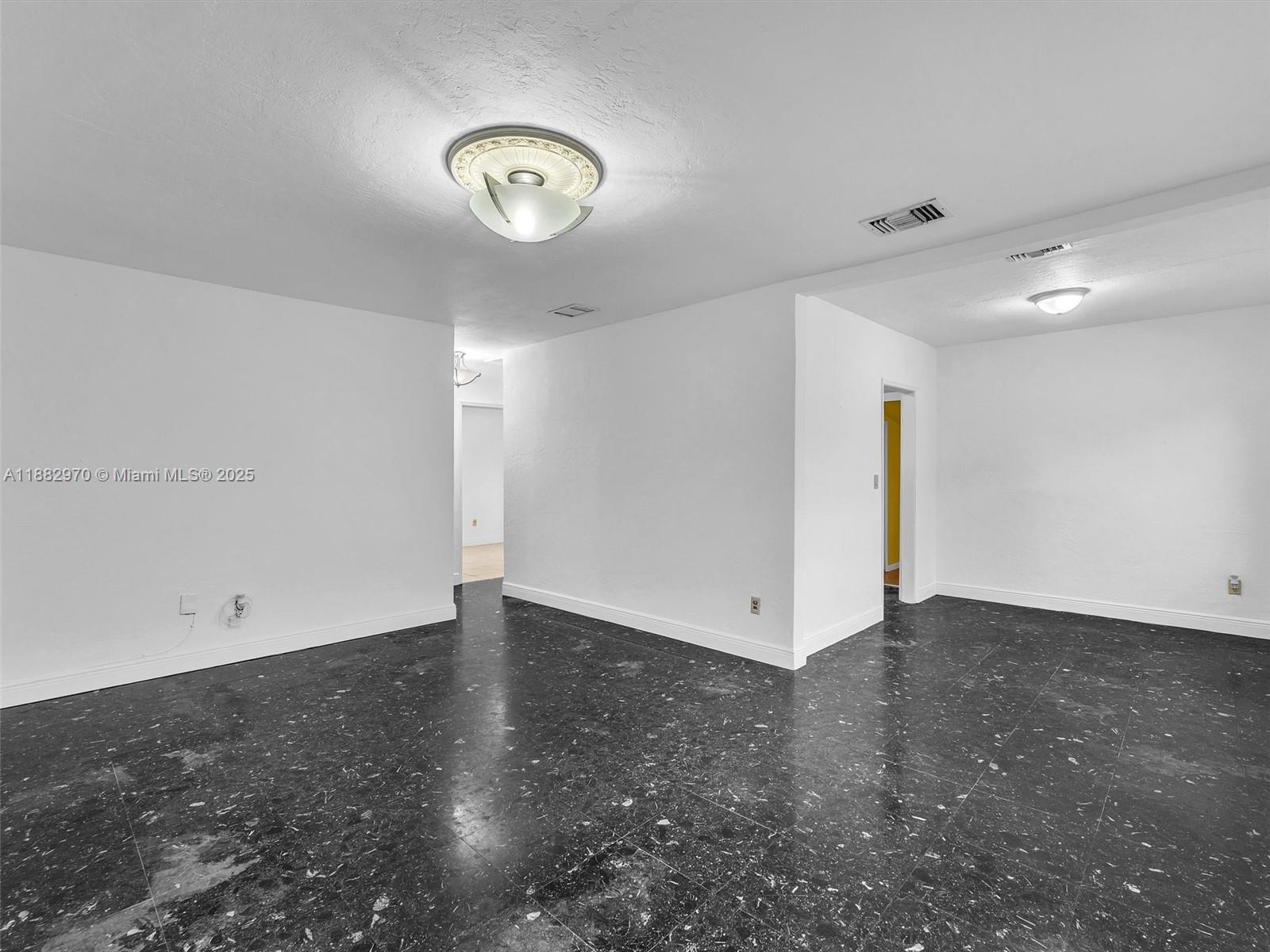 3680 Northwest 16th Street Miami, FL 33125 - Photo 10 of 45