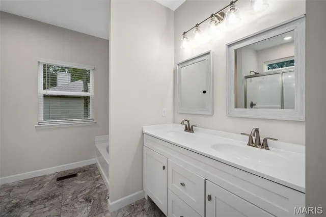 $447,000 | 290 Shumard Oak Drive, Troy, MO 63379