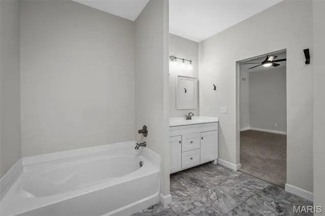 $447,000 | 290 Shumard Oak Drive, Troy, MO 63379