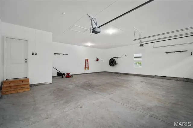 $447,000 | 290 Shumard Oak Drive, Troy, MO 63379