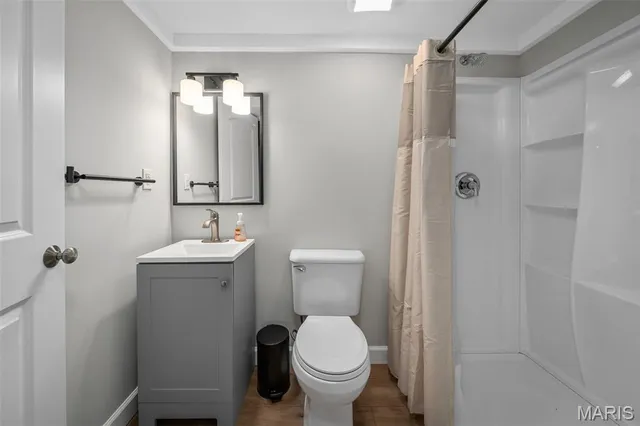 $447,000 | 290 Shumard Oak Drive, Troy, MO 63379