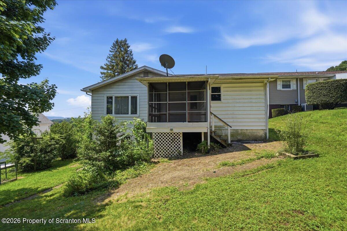 49 Hurbane Street Pringle, PA 18704 - Photo 8 of 50 45-49_Hurbane_Street_Pringle_045